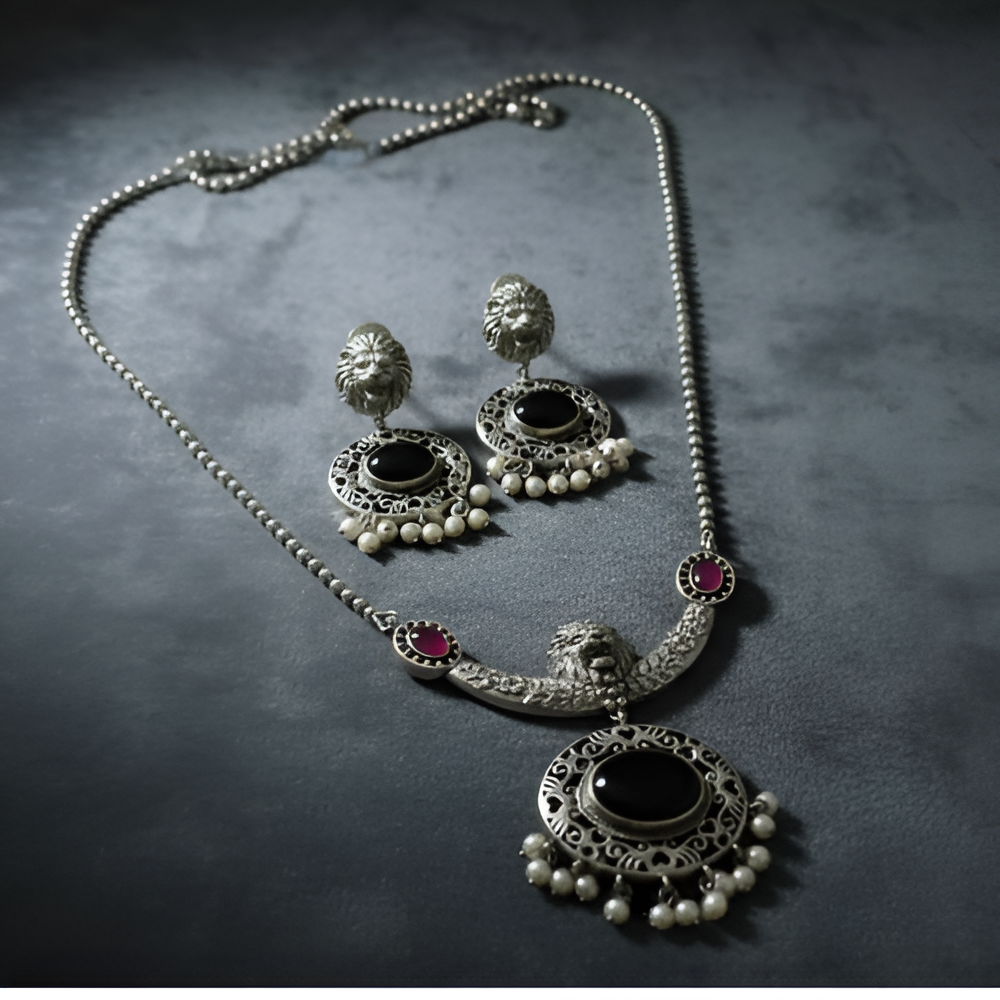 Ethnic chain pendant oxidised necklace & earrings