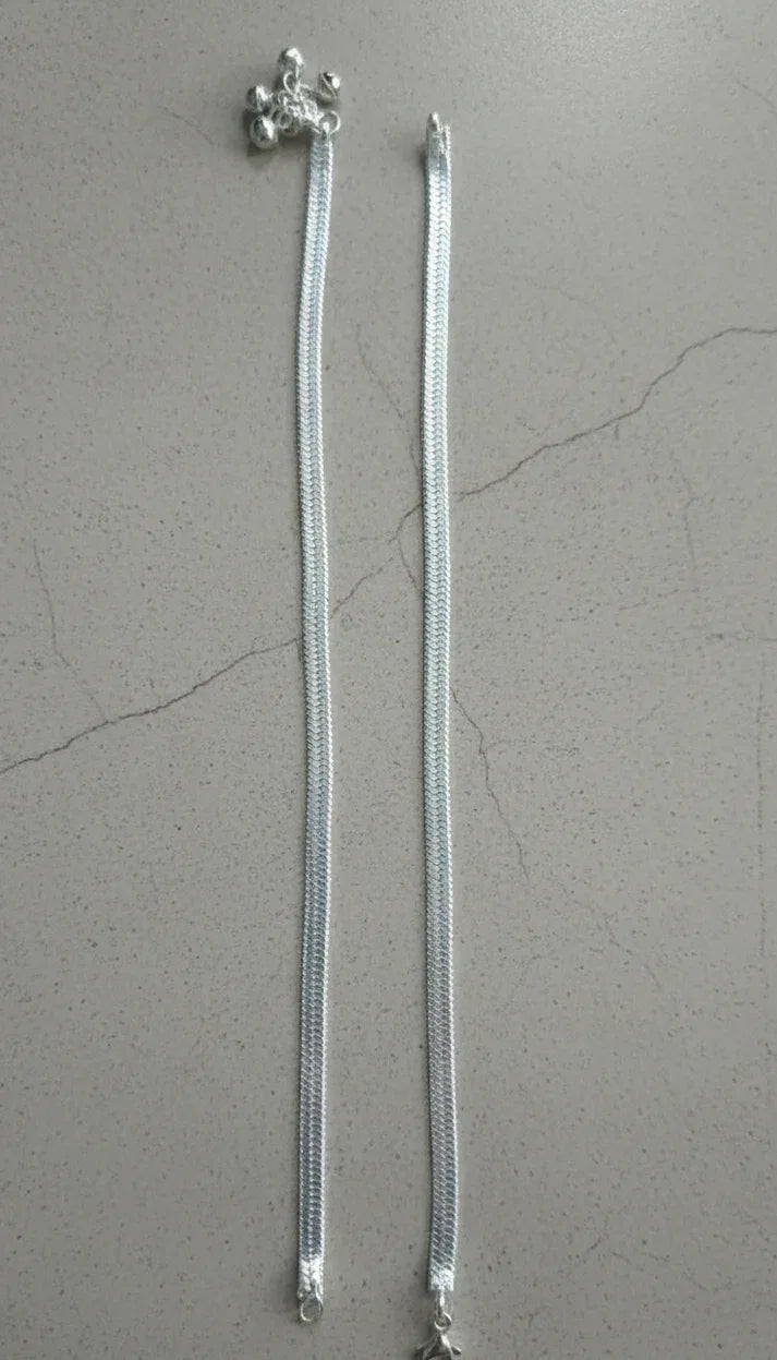 Modern Silver Anklets for Western Wear | [SOOMA]AK00005 - sooma