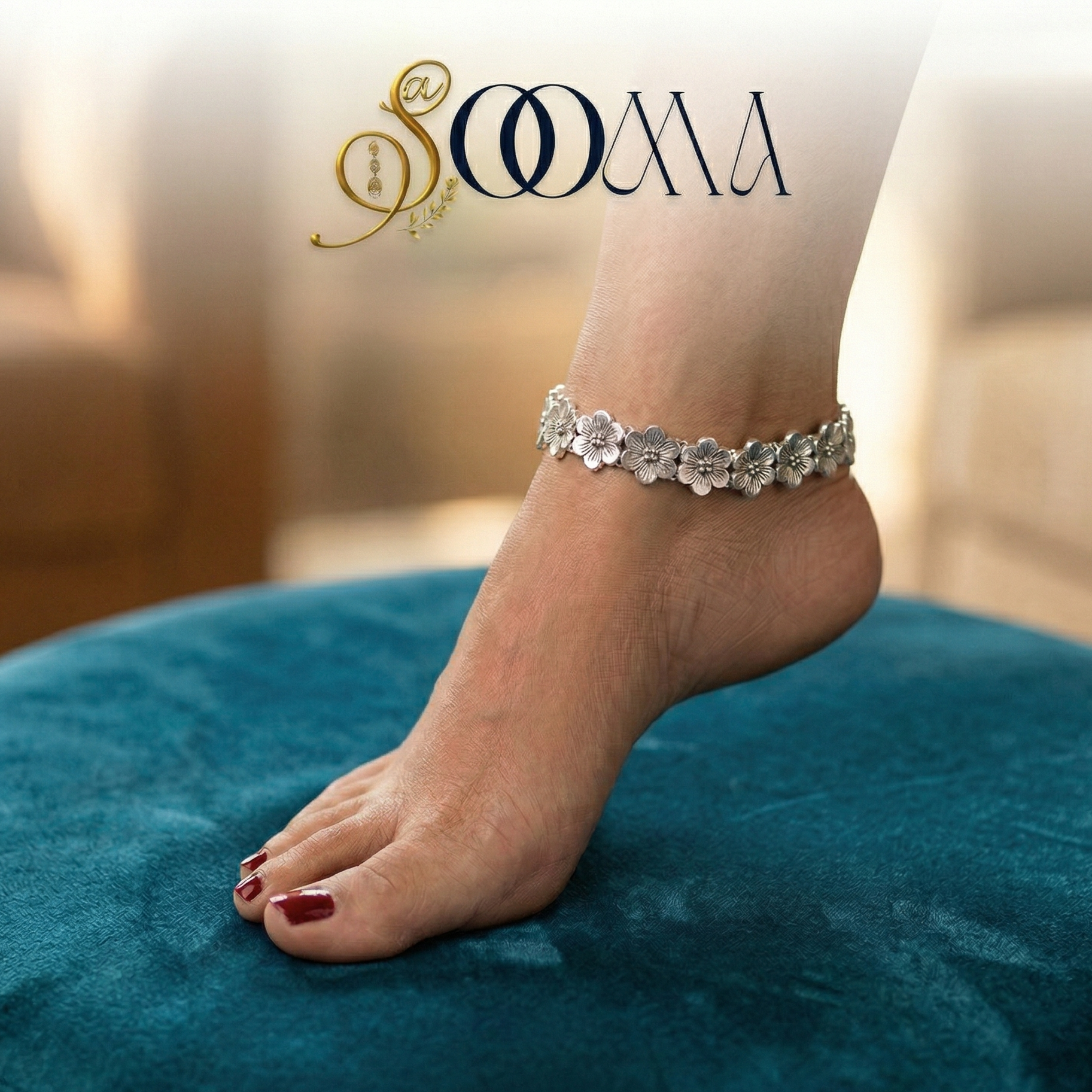 A Woman Wearing Silver Ankle Bracelet with adjustable chain on a woman's ankle