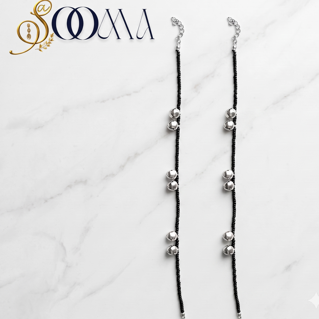 Pair of The Chhan Chhan Minimal Black Bead Ghungroo Anklet | SOOMA, AK00098