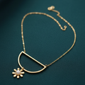 Elegant minimalist gold pearl pendant necklace, versatile for office and weekend.