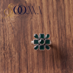 Sooma brand handcrafted oxidized silver geometric green onyx statement toe ring displayed flat on dark wooden surface