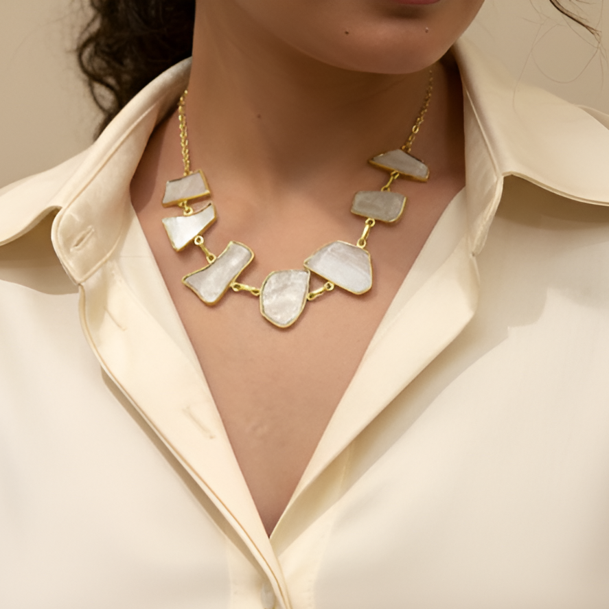 Uncut Stone Adjustable Necklace With Dangle Stone Earrings NK00014