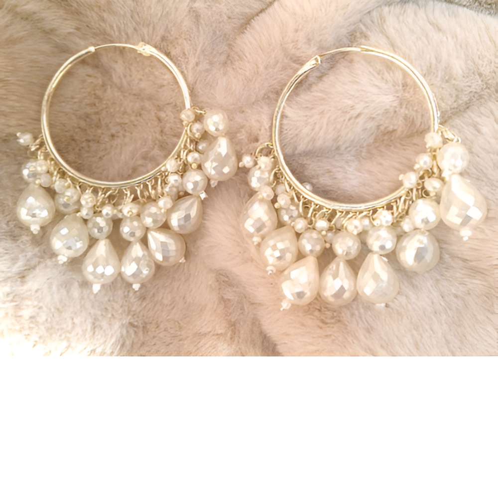 Traditional gold hoop earrings with pearl drops 