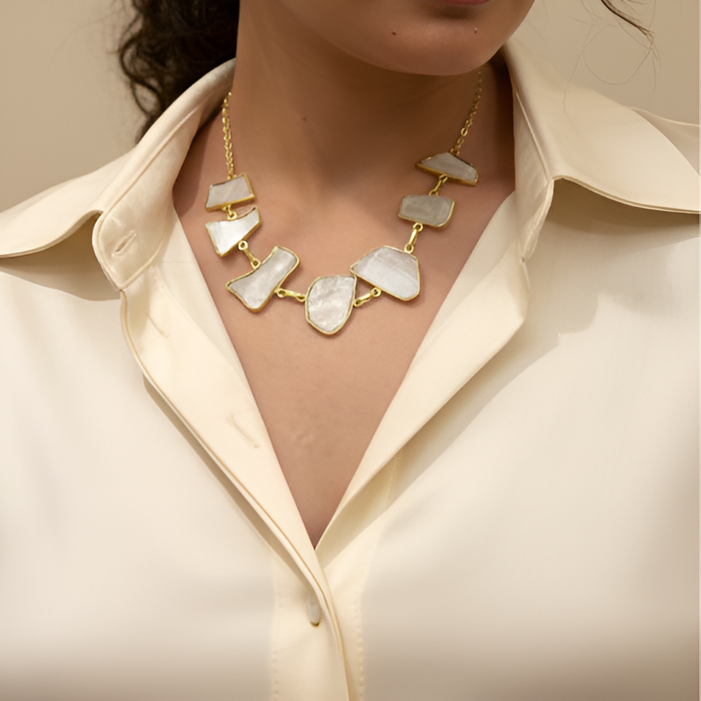 Uncut Stone Adjustable Necklace With Dangle Stone Earrings