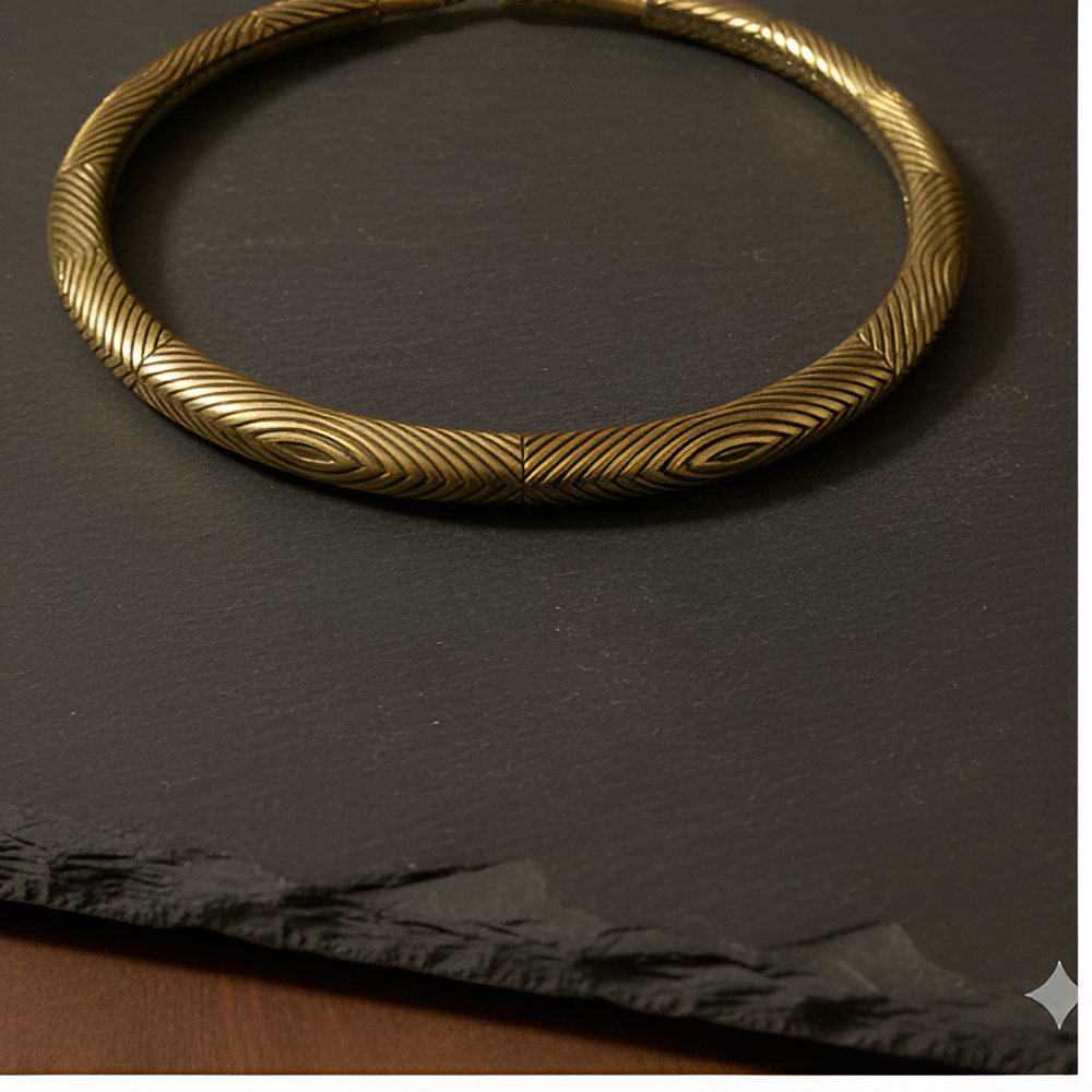 Vintage style Rust Gold Hasli